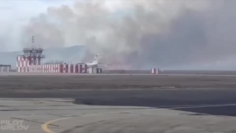🔥 A grass fire has ignited at an airfield in Chita, Russia, posing a threat to aircraft.