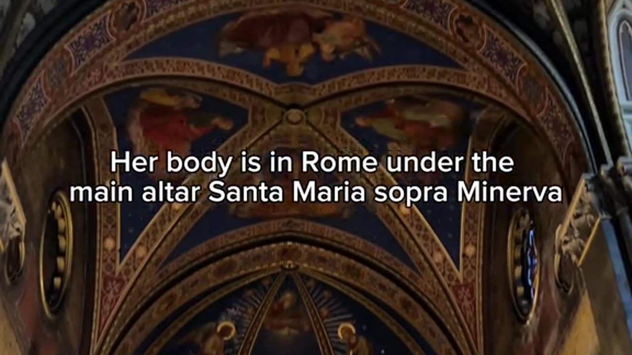 "What is inside this reliquary case at the basilicia of San Domenico in Siena?