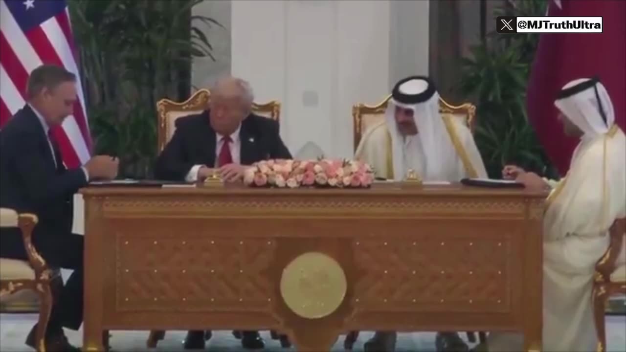 Qatar signed an agreement with Boeing to purchase 160 aircraft