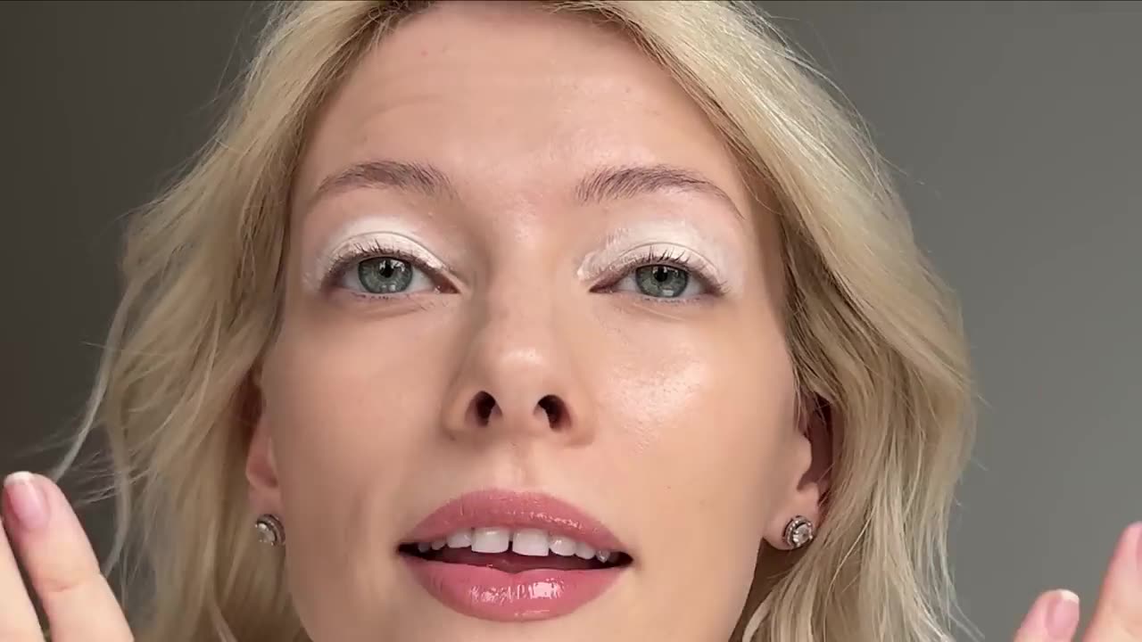 Soft Glam Tutorial - Spring Blue & Pink Smokey Eye P16