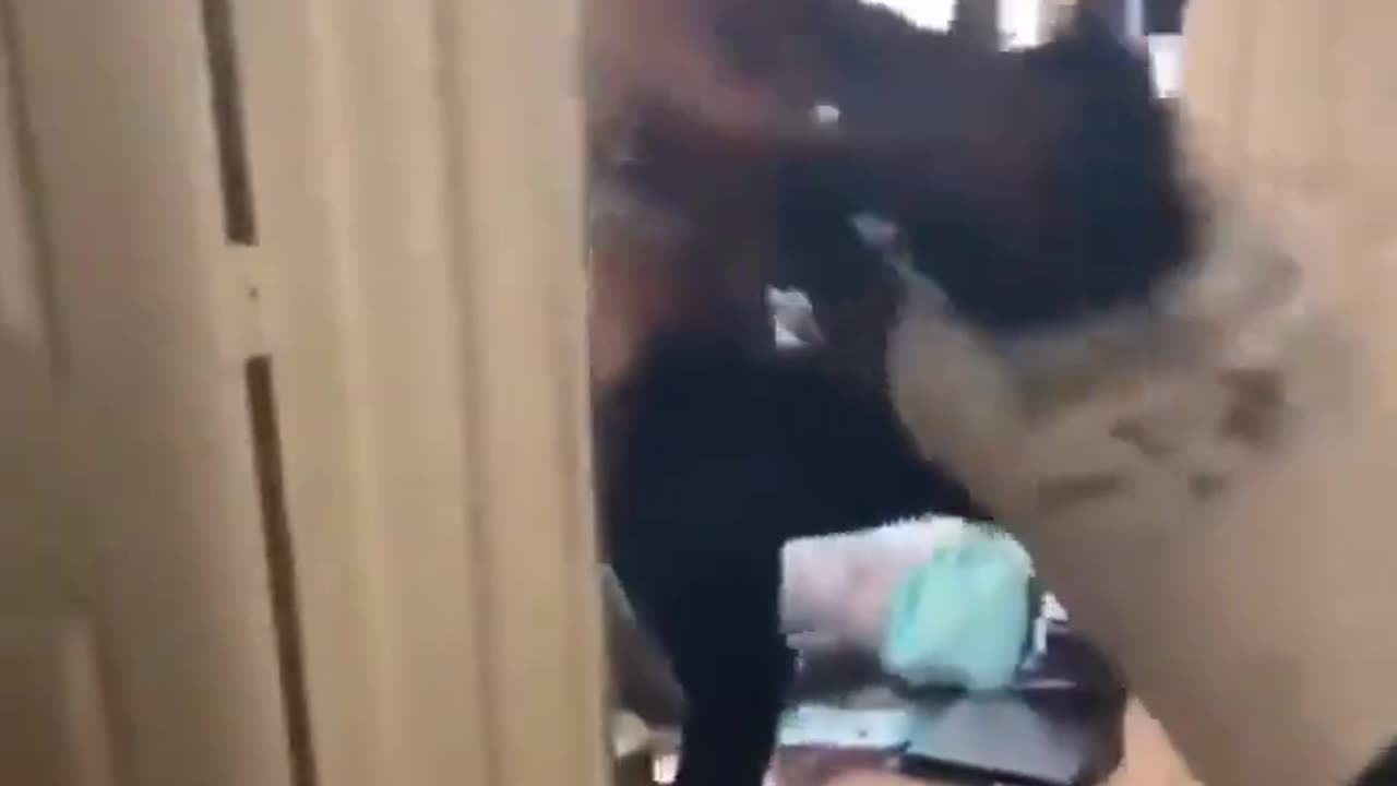 Mother lets 2 sisters fight it out, films it.