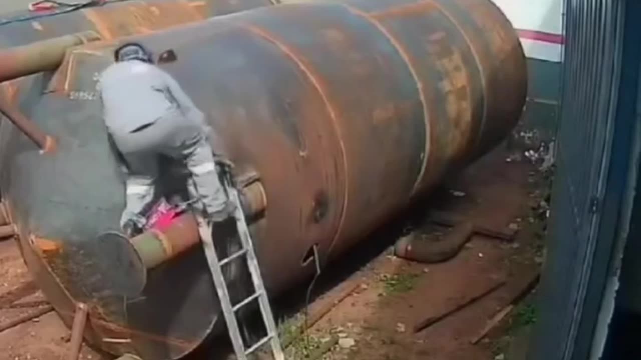 Full funny post meme 🤣🤣 rumble