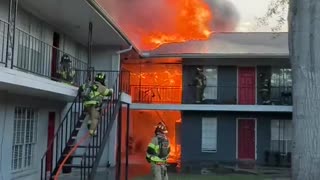 At least 100 apartment units damaged as fire breaks out at apartment complex