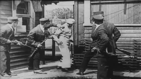 Buster Keaton's Convict 13 (1920)