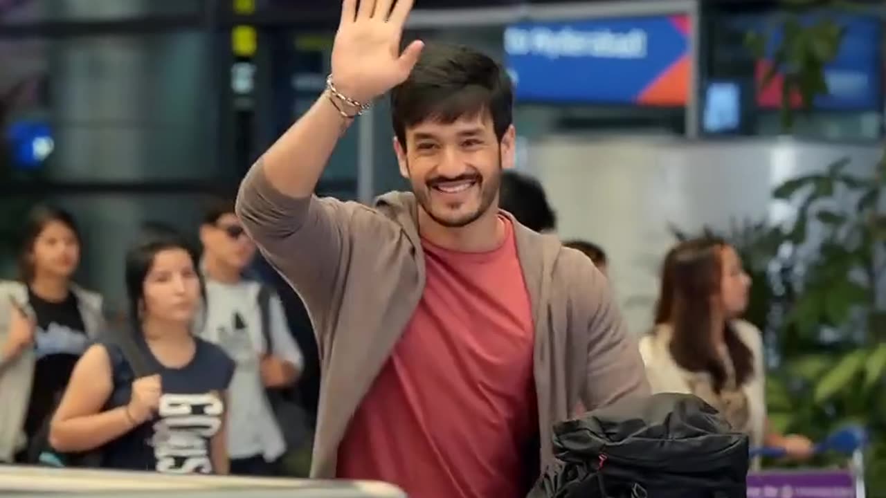 💥 हर दिन नए मूवी मोमेंट्स देखने के लिए चैनल को सब्सक्राइब करें और 🔔 बेल आइकन ज़रूर दबाएं।