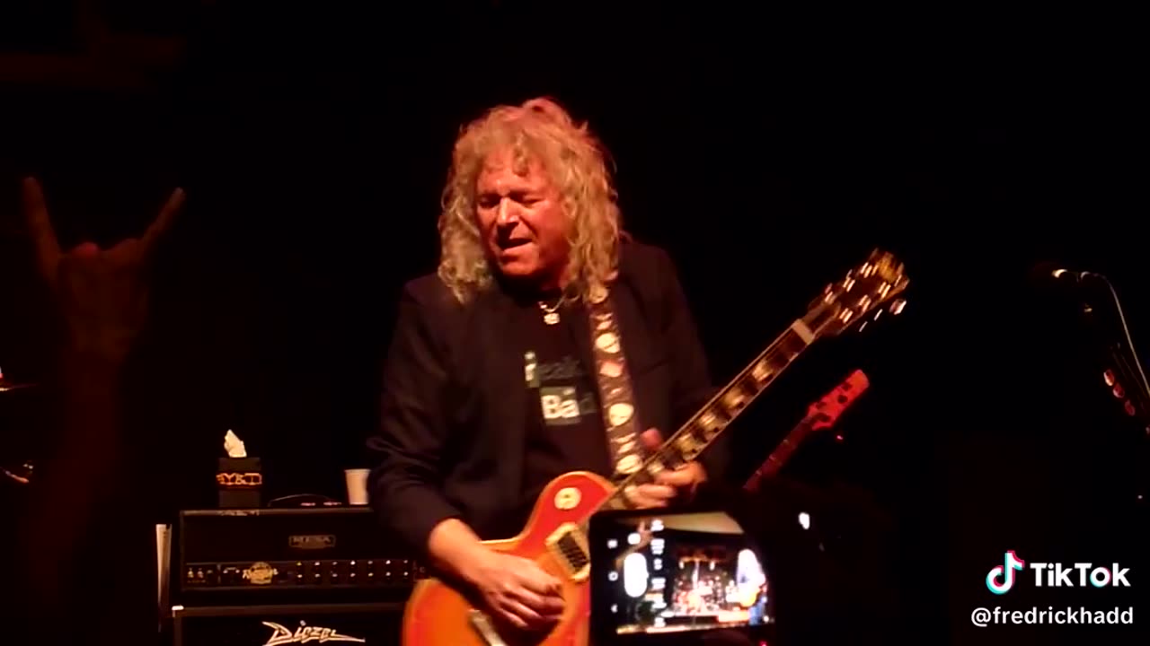 Rock n Roll Is Gonna Save The World ~ Y & T