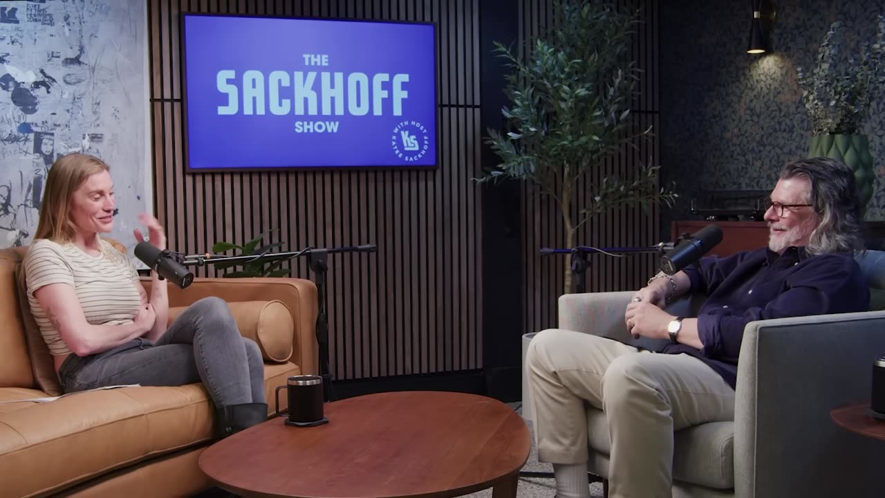 Ronald D Moore discusses technobabble in Battlestar Galactica and Star Trek TNG with Katee Sackhoff