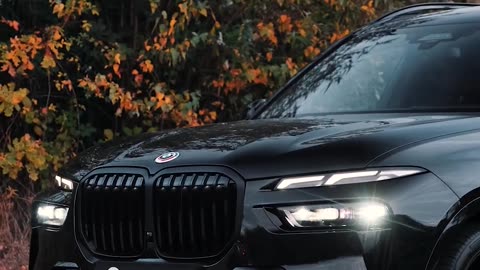 2023 BMW X7 - SUV Of The Future