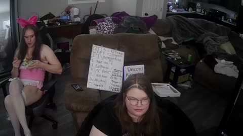What's @haleyfax doing on Stream Stars