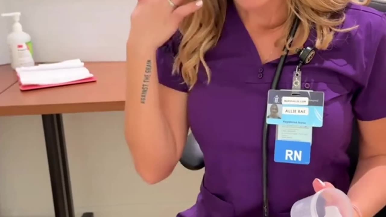 Why football players make more money than doctors 👀