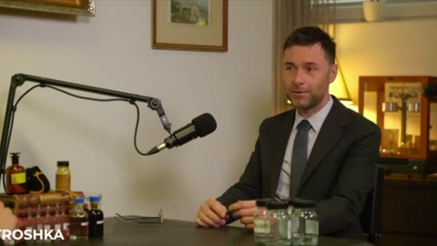 Co se přidává do jogurtu, že je tak bílý?