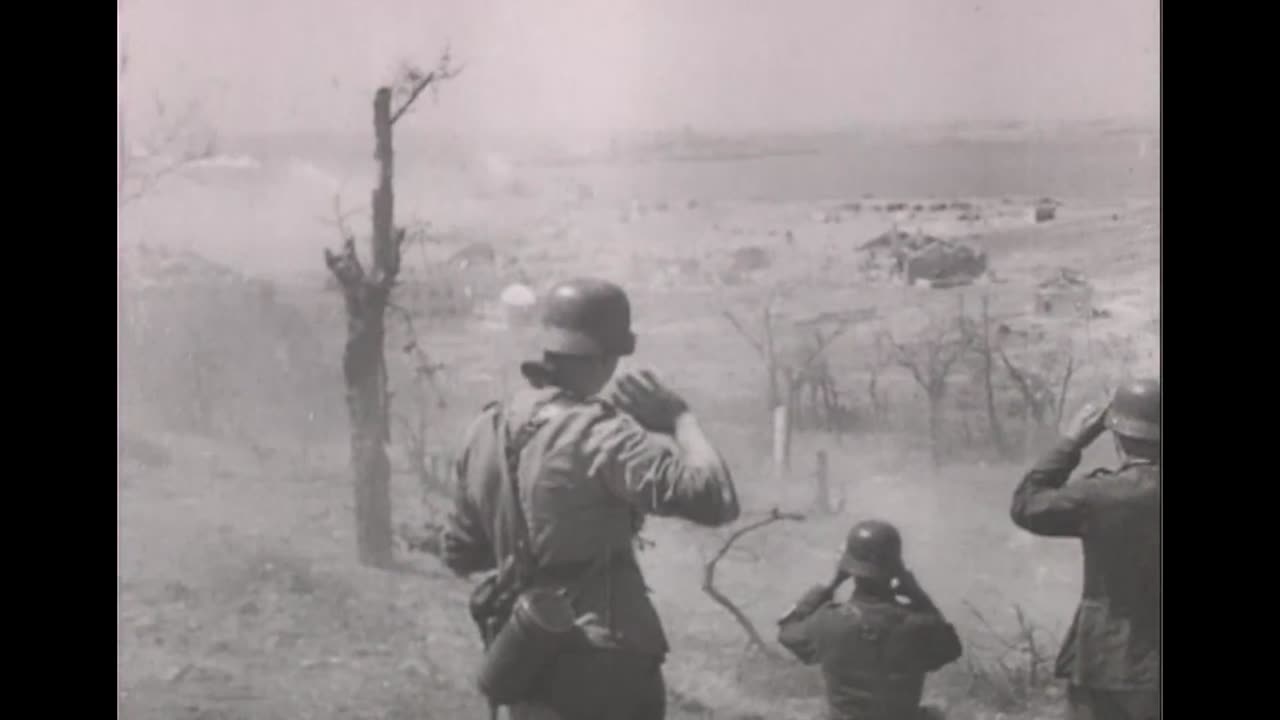 105cm_lefh_18_engaging_soviet_positions