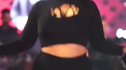 ما تعطيني هالشفه ( رقصة بنات 🔥) دبكات 2025