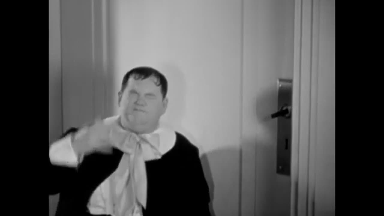 Laurel And Hardy - tiny Brats