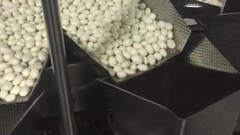 Commercial Packaging Machine, Yogurt Raisins Packing Machine 10 Head Weigher Yogurt Filling Machines