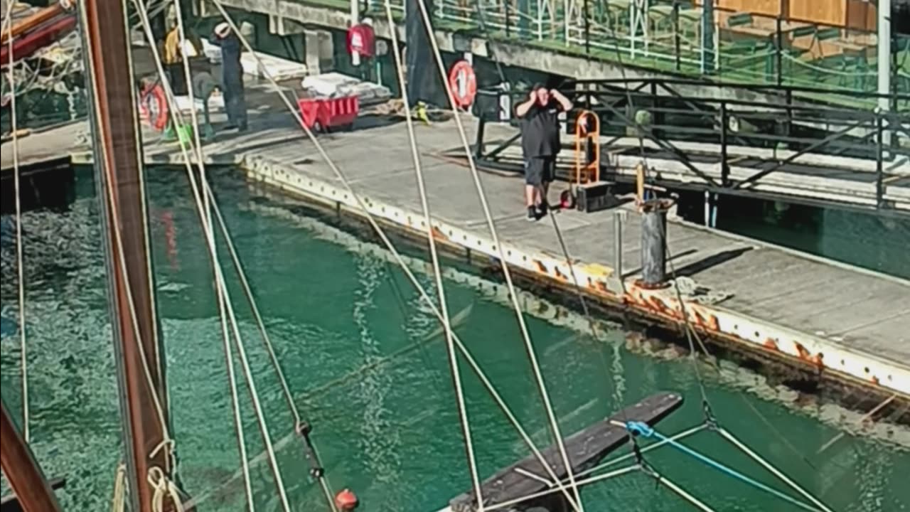 Live cannon being fired arrow1990🏹