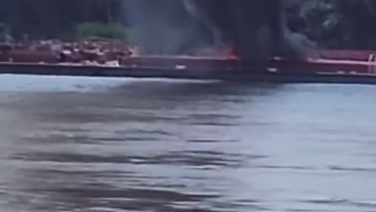 Helicopter CRASHES INTO A BARGE on the Mississippi River.