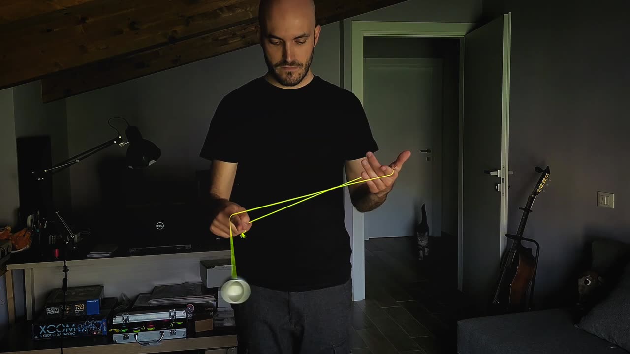 Cat Slacks - Advanced Yoyo Trick Tutorial