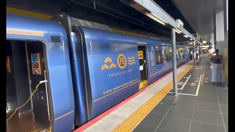 Very cool nostalgic looking Japanese train