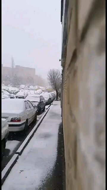 "When Snow Dances to the Sound of Music"