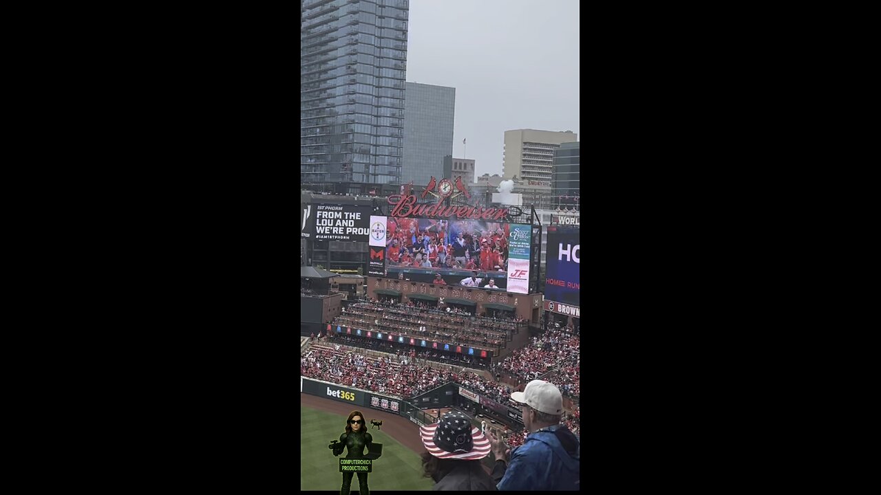 Epic St. Louis Cardinals Home Run Captures