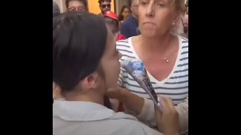 Turista estadounidense enfrenta a carterista en Venecia