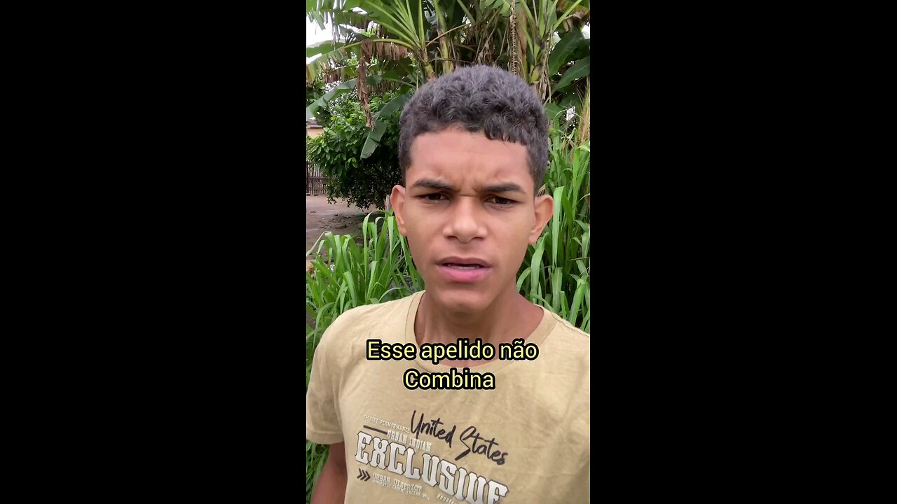 Pegar galinha não é fácil.