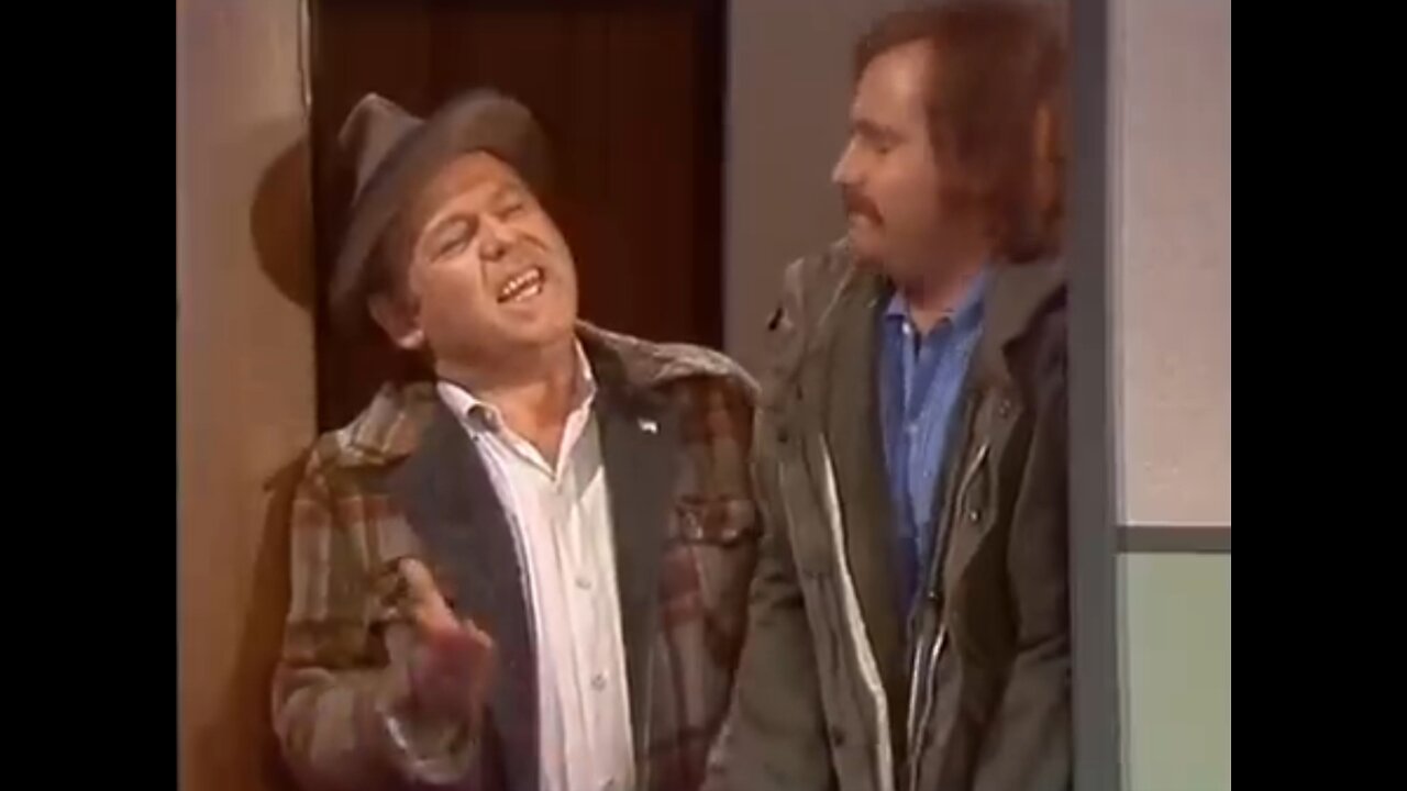 Edith is in the hospital and Archie is worried -- Archie & Meathead slapstick #allinthefamily