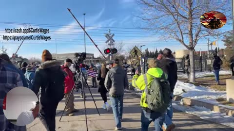 Live Cam in Minneapolis & Tommyboi in Portland