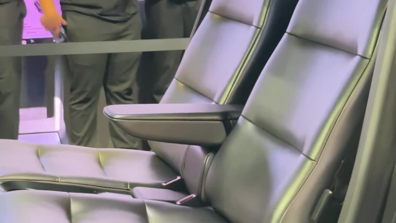 I had a chance to see the Tesla Cybercab unveiled