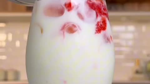 Strawberry milk🥰