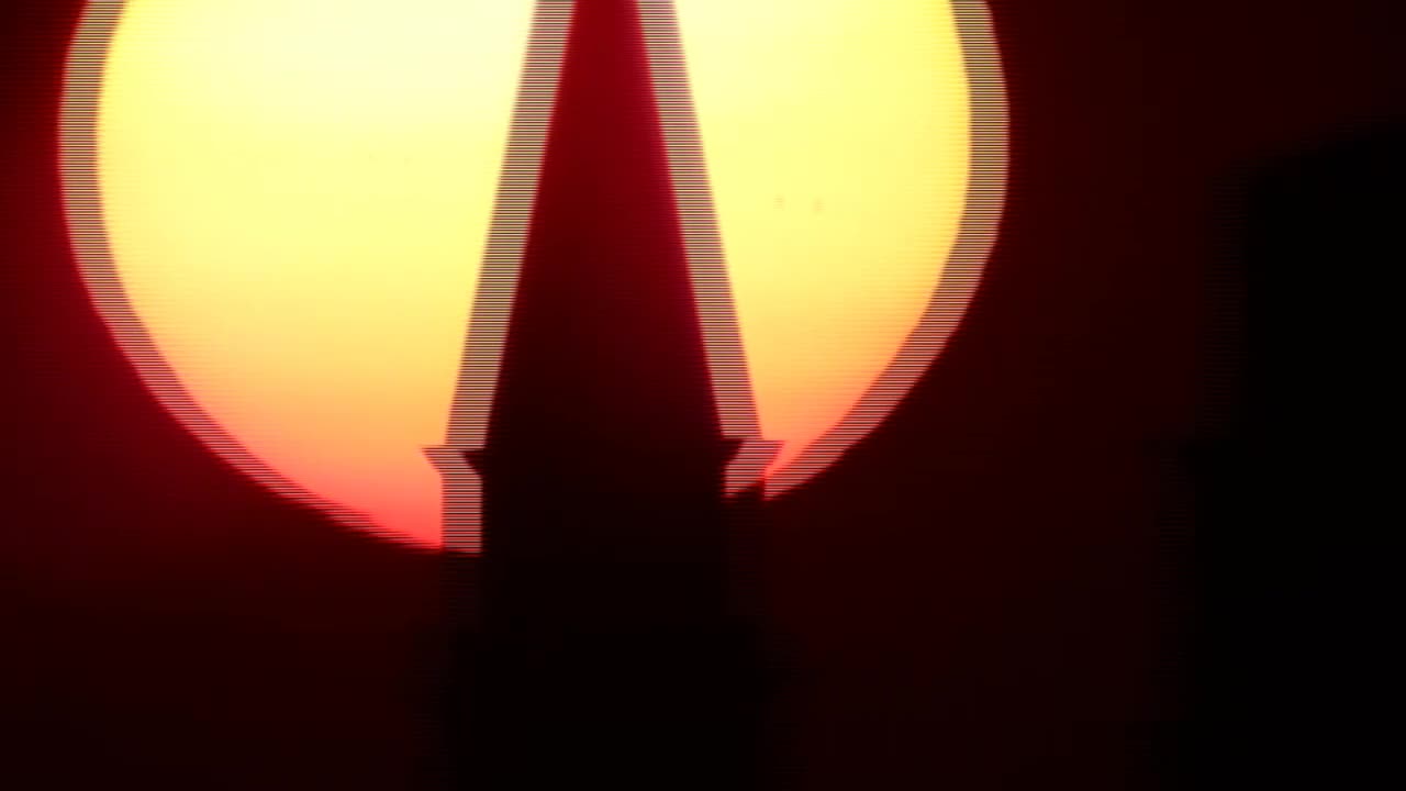 Moon, Dark Sky & Sun (July 2022)