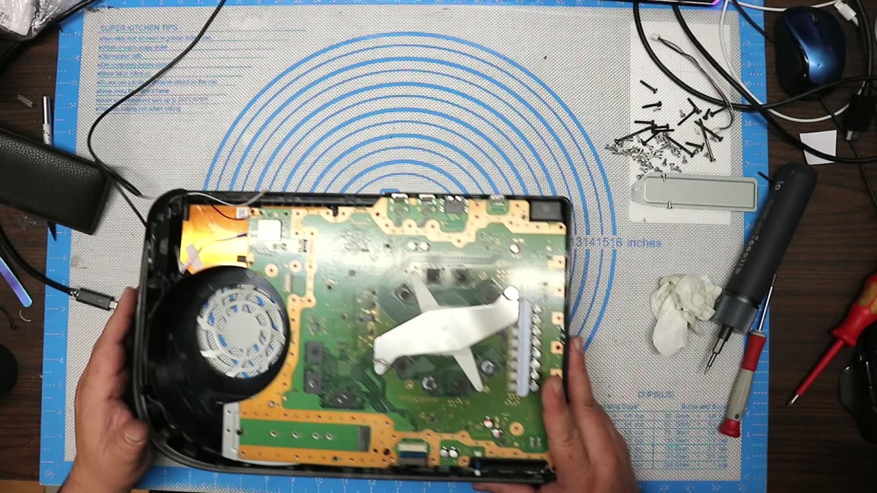 How to clean my PlayStation 5 - how to Liquid metal-KING OF HDMi