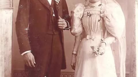 WHAT WEDDINGS LOOKED LIKE OVER 100 YEARS AGO