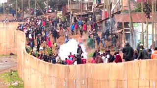 Kenya police fire on advancing crowd of protesters in Nairobi
