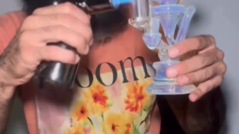 ✨ PhoenixStar 7.5" Recycler Rig in action ✨ #710 #cannabisdaily