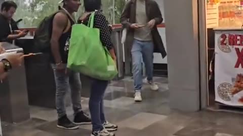 ¿cataratas del Niagara? NO, DEL METRO DE LA CDMX