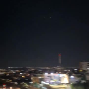 Massive barrage of Iranian missiles over Jerusalem