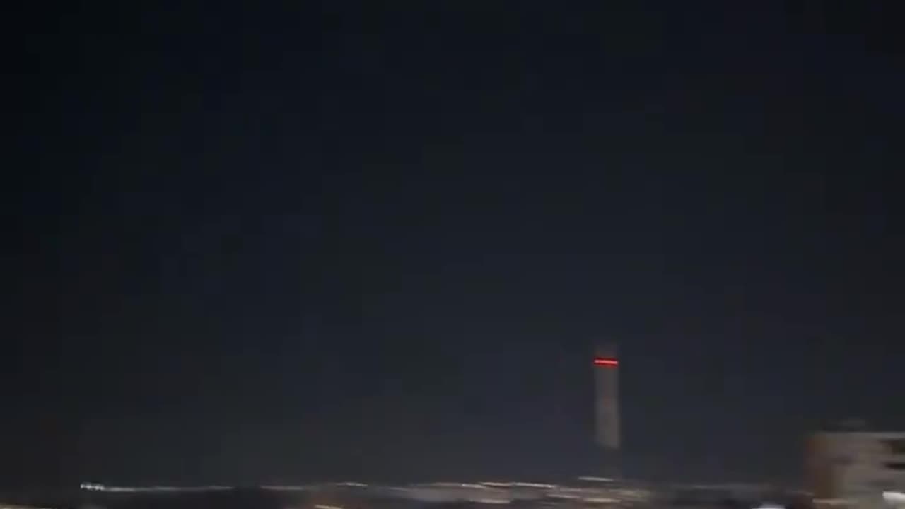 Massive barrage of Iranian missiles over Jerusalem