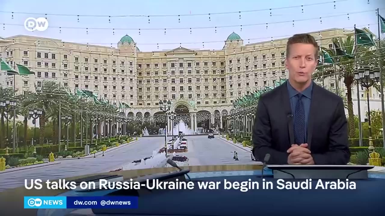 Ukraine and US diplomats hold talks in Saudi Arabia as Russian strikes on Ukraine continue | DW News