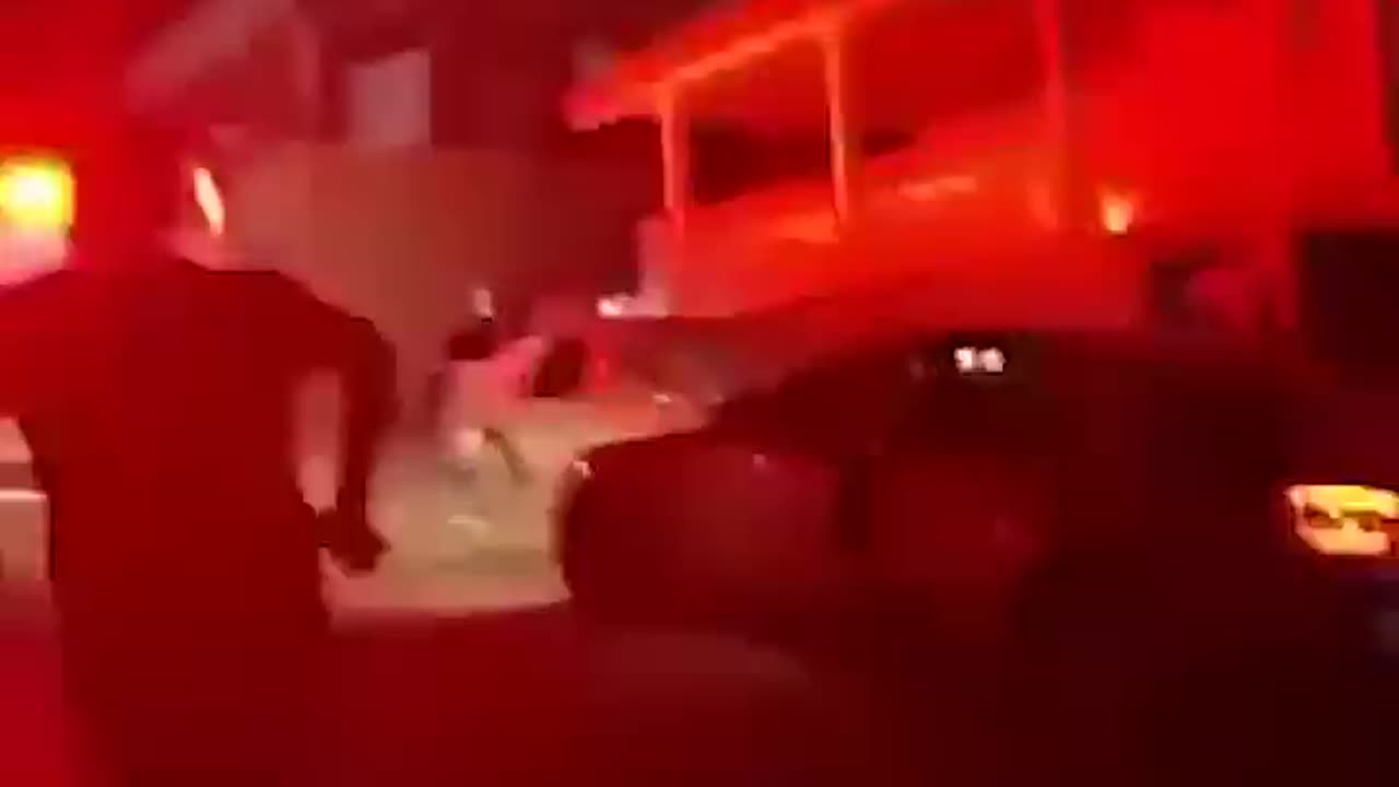 Iranian projectiles land in Palestinian neighbourhood of Tamra - Middle East Eye (720p, h264)