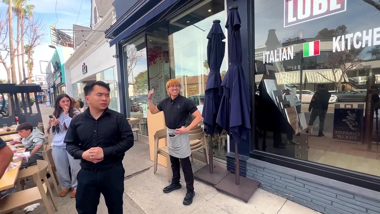 Beverly Hills SUPER KAREN Calls Husband To ATTACK Man For Using A CAMERA (720p60fps)