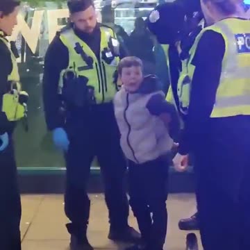 Meanwhile in Britain - 7 Police Officers arrest a CHILD