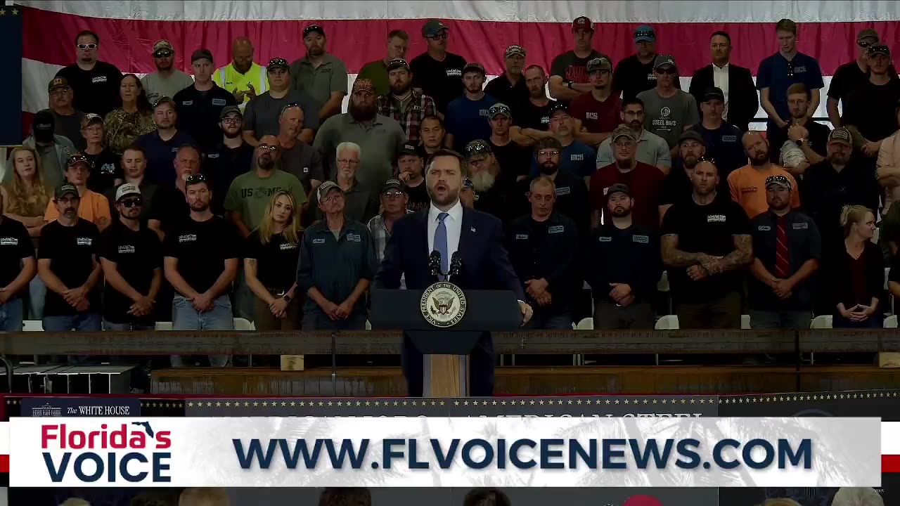 🚨 WOW! The entire audience in Wisconsin just gave JD Vance an ovation after dropping a massive truth nuke. Wisconsin is a crucial swing state. I think 48 may be well on his way. 👀 "The Biden presidency is a big, fat example of the American me