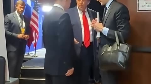 Behind the scenes look at Trump and Putin in Alaska, Putin making fun of Trump