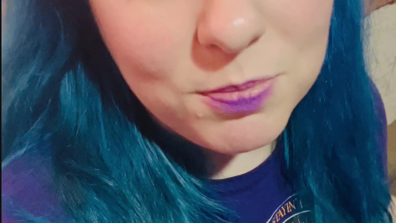 #Trying to #Shop while #BangOnTheDrum by #ToddRundgren is playing