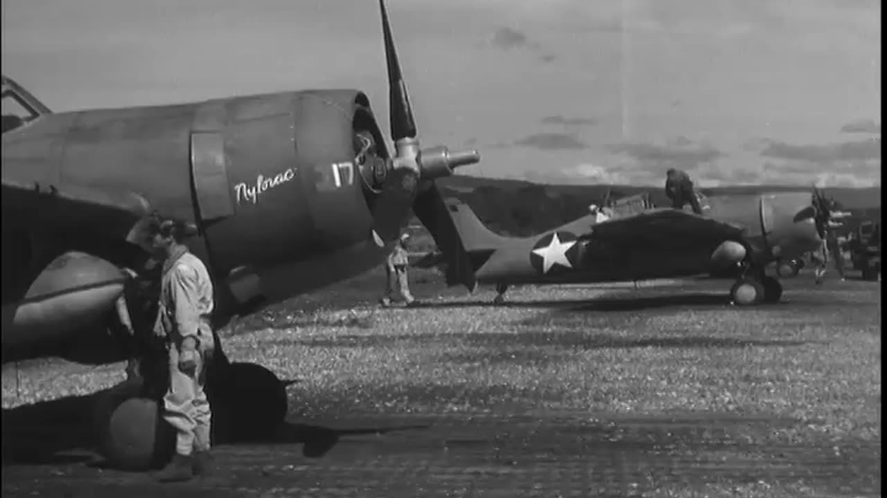 FLIGHT OPERATIONS, HENDERSON FIEL... - FLIGHT OPERATIONS, HENDERSON FIELD, GUADALCANAL - 428-npc-936