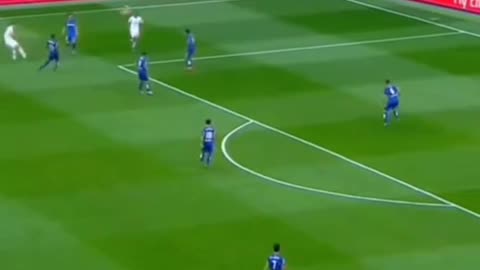 Gareth Bale in the centre and Cristiano Ronaldo assisting ⚽