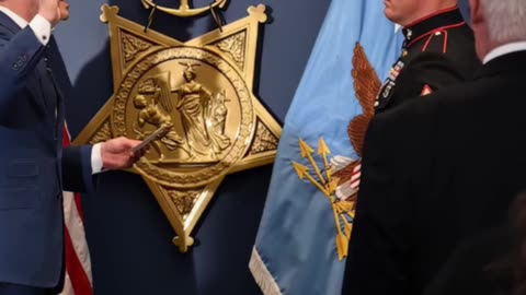 Medal of Honor Hero Dakota Meyer Reenlists in U.S. Marine Corps