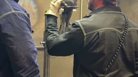 Sometimes it's a 2-bead cap, other times it's a 3.